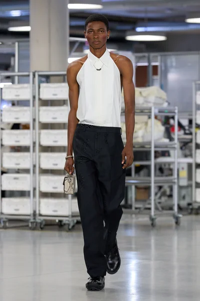 Look 54
